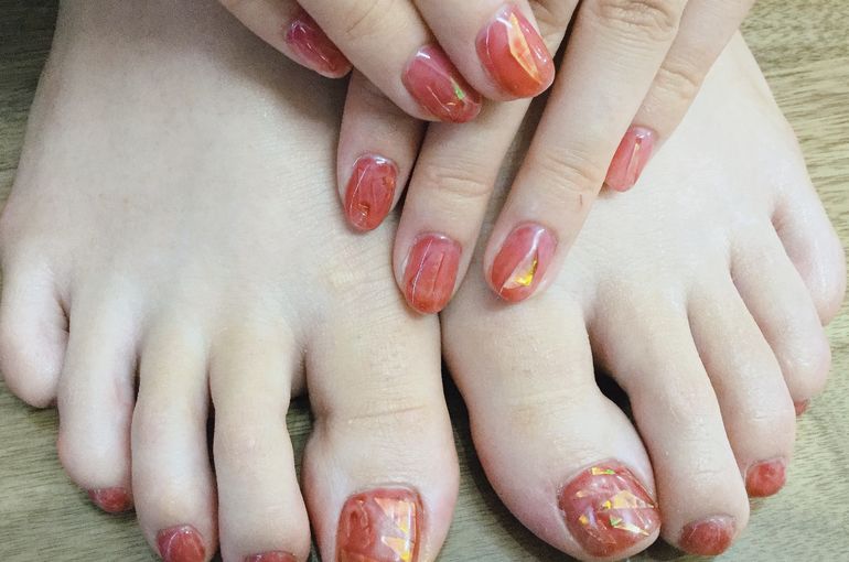 子連れで行けるネイルサロンが国立駅近くにあった